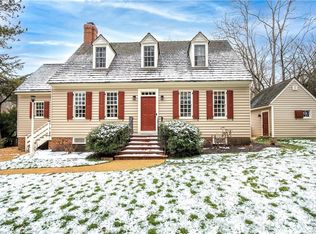 9613 Cole Mill Rd, North Chesterfield, VA 23237