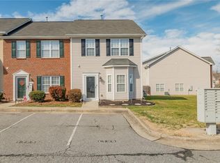 1705 Olivers Crossing Cir, Winston Salem, NC 27127