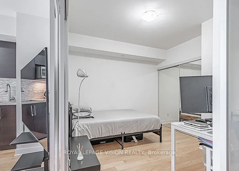 58 Orchard View Blvd #1109 — Photo 4