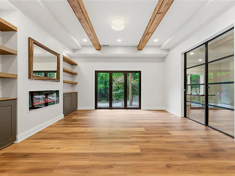 5398 Windsor Green Ct SE — Photo 33