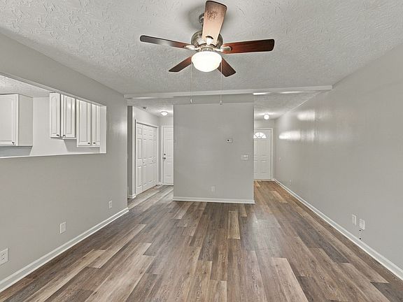 4th image of 212 Graves Rd