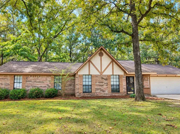420 Waldrop Rd, Rainbow City, AL 35906