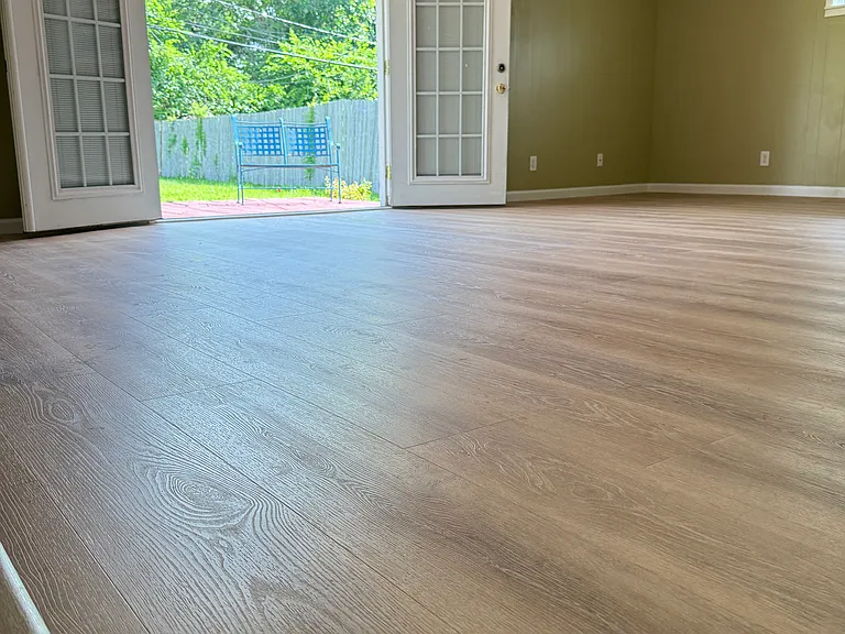 807 Temple Dr — Photo 15