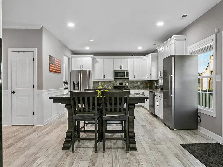 367 Poplar Ave — Photo 24