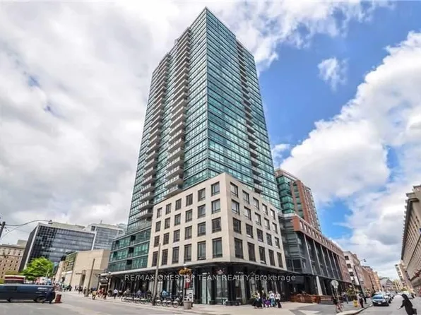 1 Scott St, Toronto, ON