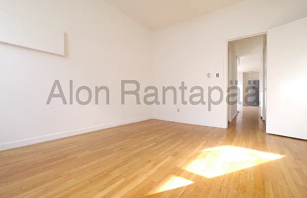 Rented by (Legacy) NY Quality Living Uptown | media 12