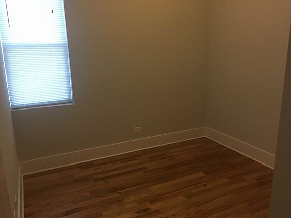 5th image of 2604 W Wabansia Ave #1