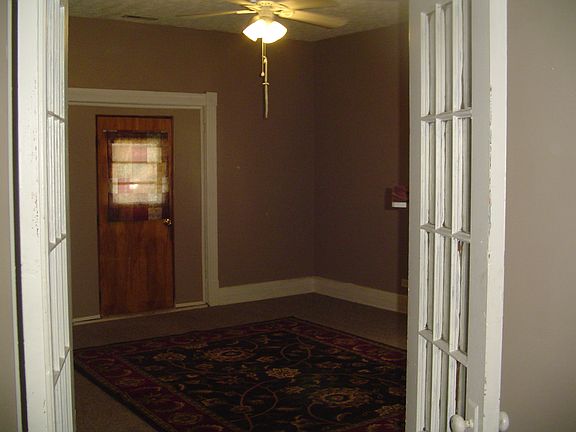 2nd floor living room