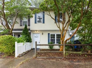 120 Greendale Rd, Virginia Beach, VA 23452