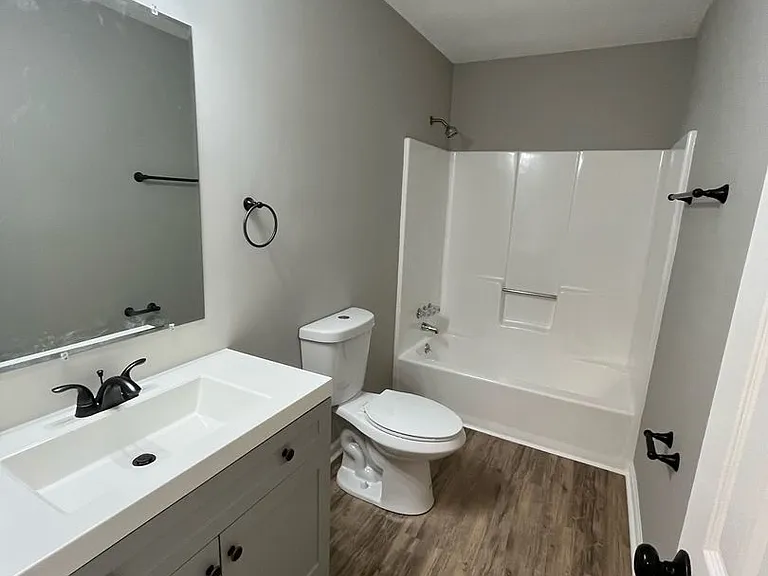 119 Freedom Dr #10 — Photo 3
