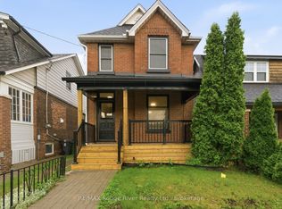 7 Heyworth Cres, Toronto, ON M4E 1T6