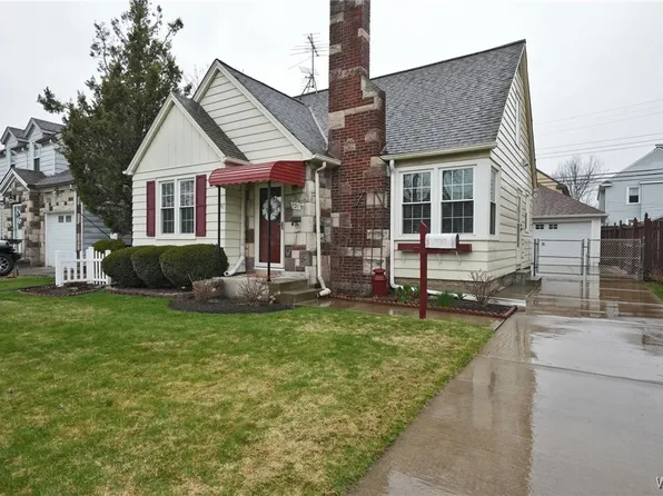 131 Hamilton Blvd, Buffalo, NY 14217