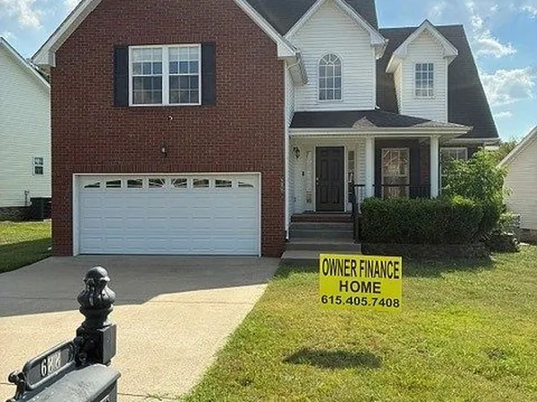 688 Foxfield Dr, Clarksville, TN 37042
