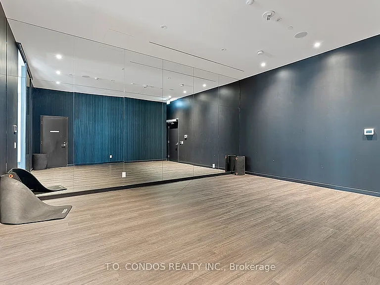 20 Edward St #2103 — Photo 23