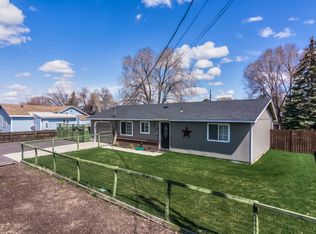 524 NW 4th St, Redmond, OR 97756