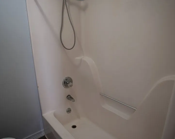1005 Ladiga St SE — Photo 9
