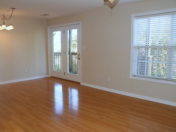 5th image of 857 Malabu Dr APT 8001