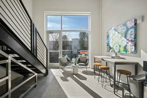 950 Lofts Photo 1