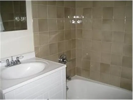 Rented by Douglas Elliman | media 19