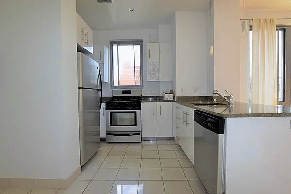 Rented by Highline Residential | media 3