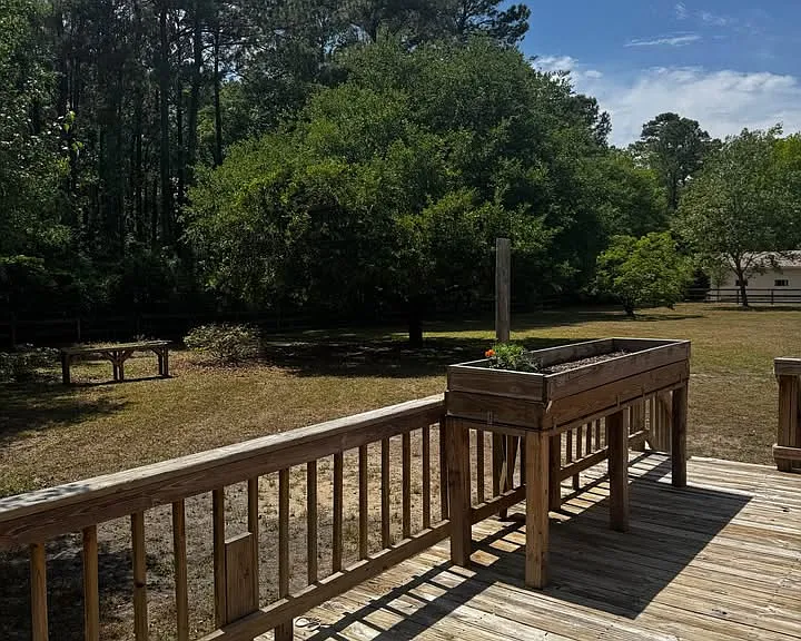 2915 Middle Sound Loop Rd — Photo 2