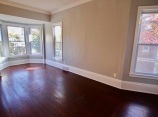 2747 N Murray Ave, Milwaukee, WI 53211