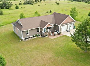 8343 E 30th Rd, Cadillac, MI 49601