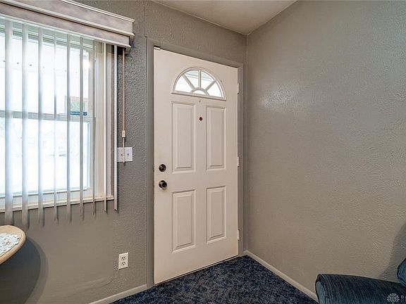 3rd image of 307 Stratmore St