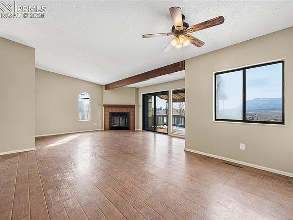 3rd image of 930 Fontmore Rd APT C