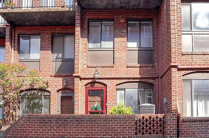 1023 Potomac St NW — Photo 11