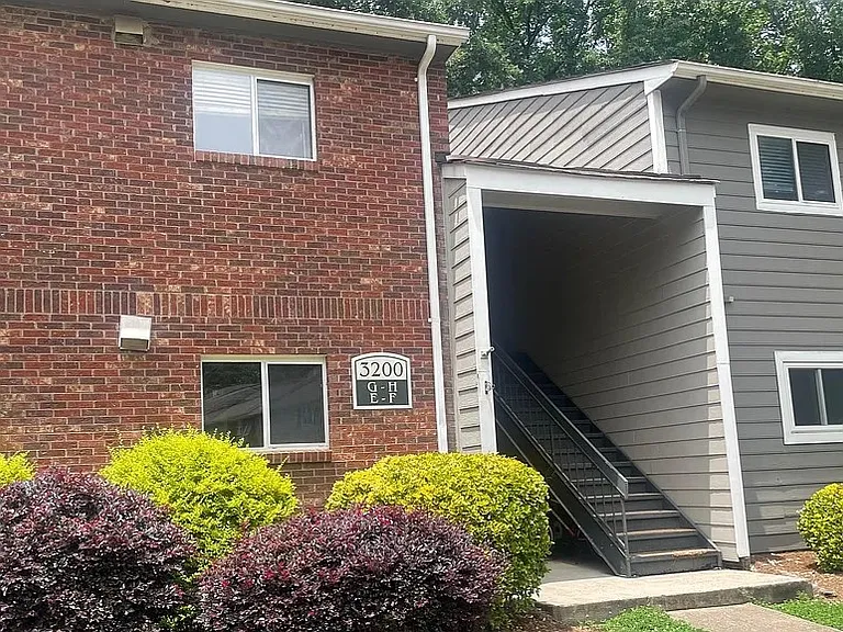 3200 Heathstead Pl #E — Photo 1
