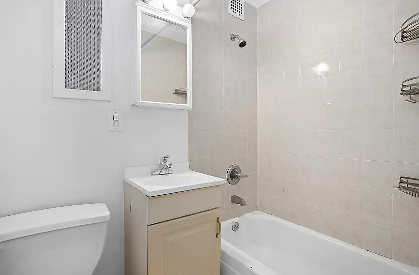 323 East 75th Street — Photo 2
