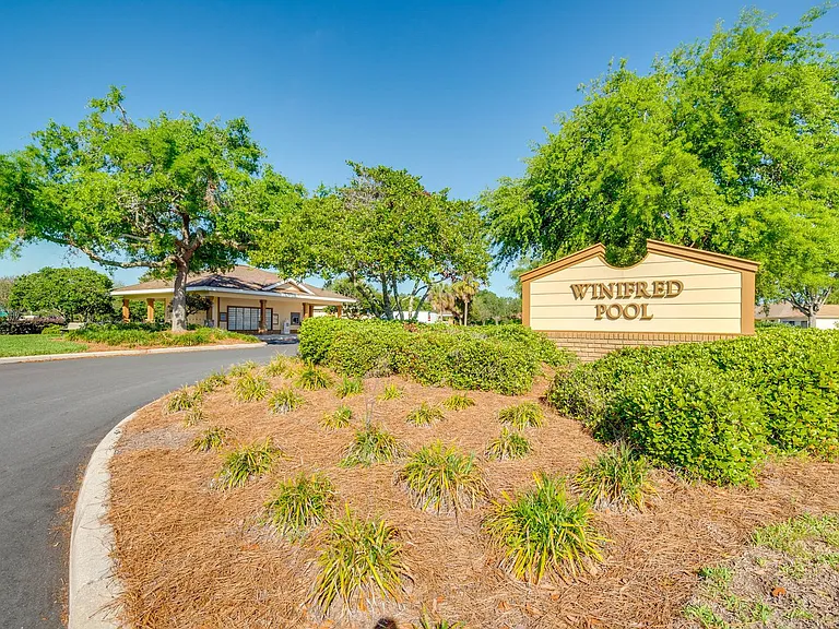 684 Winifred Way #ID1546183P — Photo 19