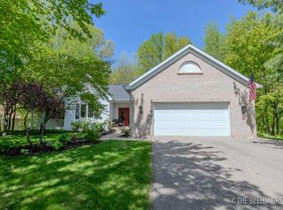 6349 Pyramid Ln NE, Rockford, MI