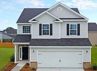 466 Whispering Breeze Ln, Summerville, SC 29483
