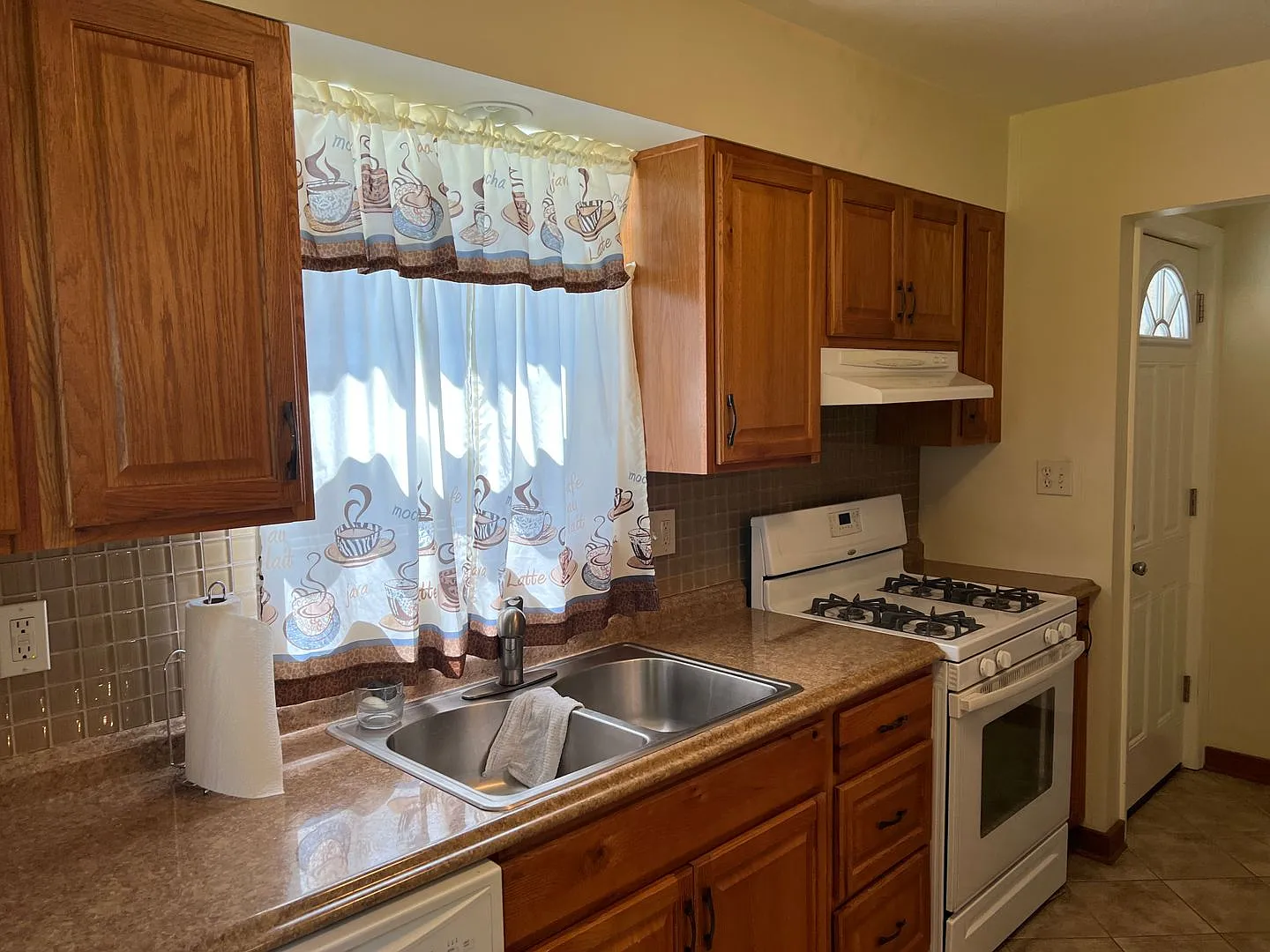 308 Venture St photo 1
