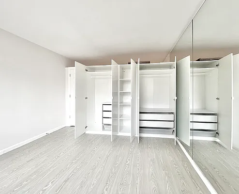 Rented by City Connections Realty | media 7