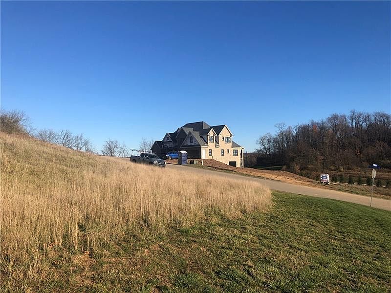 2nd image of 4002 Bloomsbury Ct #3