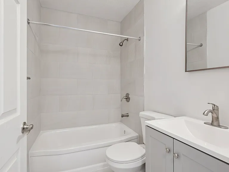 Elevate your living at Mt. Vernon Apartments with modern, stylish bathrooms designed for comfort. Enjoy spacious layouts and contemporary finishes that cater to your lifestyle. Schedule a tour today to see your new home!