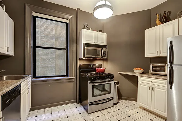 Sold by Corcoran | media 3