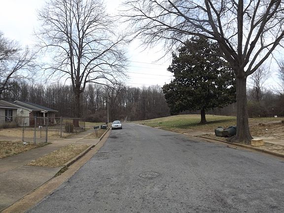 4th image of 3828 Audie Dr