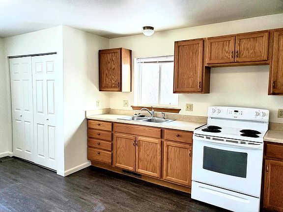 4th image of 317 W Sunset Dr