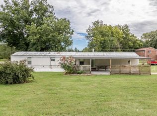 1902 Morgantown Rd, Russellville, KY 42276