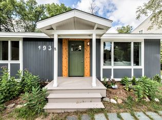 1933 Camelot Rd, Ann Arbor, MI 48104