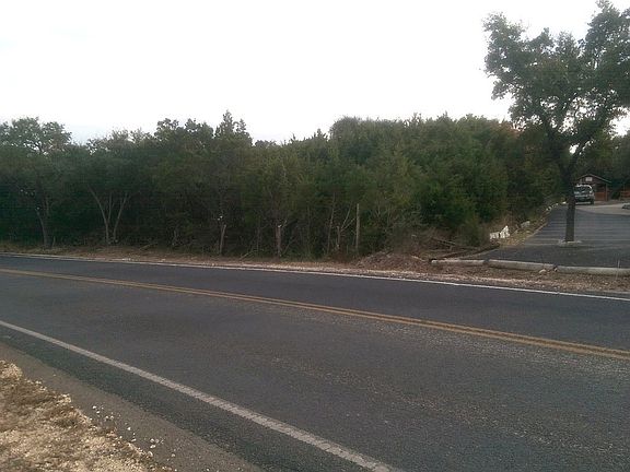 4th image of 27435 Hogan Dr