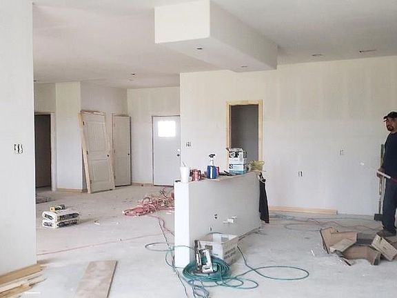 5th image of 120 Scarlet Oaks Dr