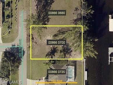 1st image of 2915 SE 5th Ave