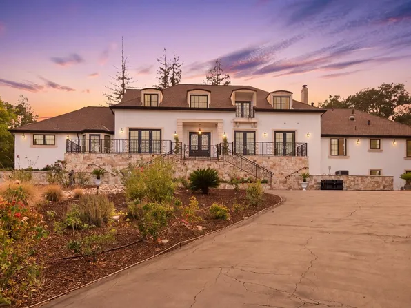 15943 Viewfield Rd, Monte Sereno, CA 95030