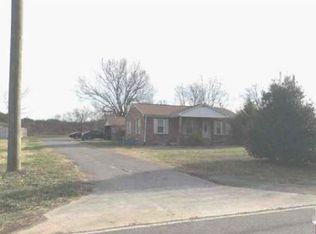 2620 Morganton Rd, Maryville, TN 37801