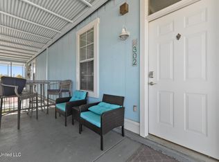 699 Dunbar Ave APT 302, Bay Saint Louis, MS 39520